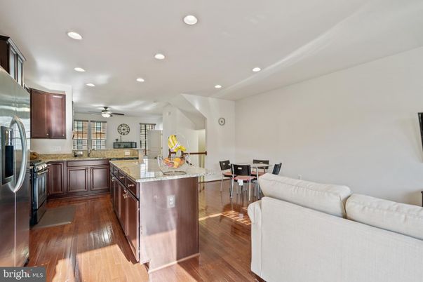 Dining room, Interior, Kitchen, Recessed Lighting, Wood Texture Flooring
