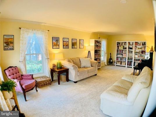 Interior, Living room, Piano