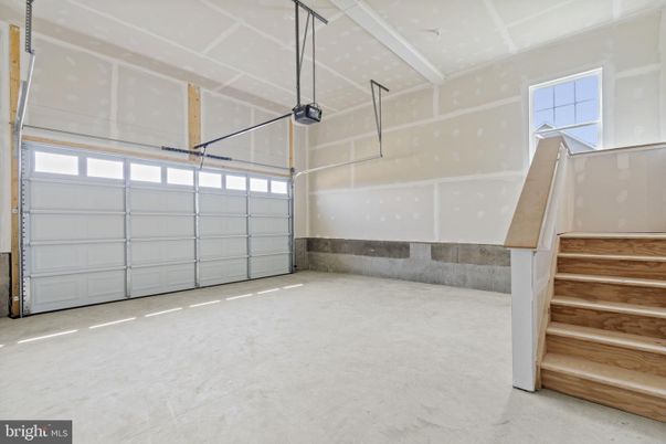 Garage, Interior