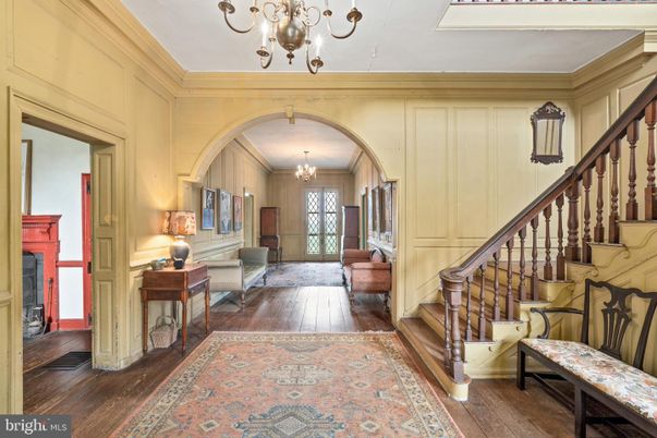 Chandelier, Interior, Wood Texture Flooring