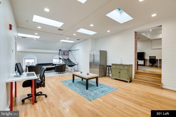 Home Office, Interior, Piano, Recessed Lighting, Wood Texture Flooring