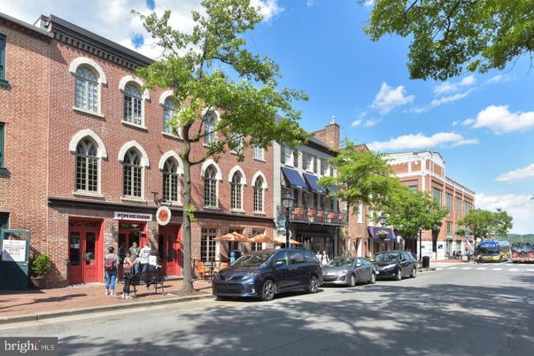 Exterior, Facade, Brick Facade, Condo Building