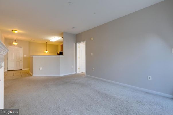 Empty room, Interior, Kitchen