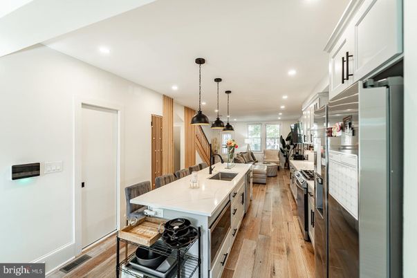 Interior, Kitchen, Living room, Pendant Lights, Recessed Lighting, Stainless Steel Appliances, Wood Texture Flooring