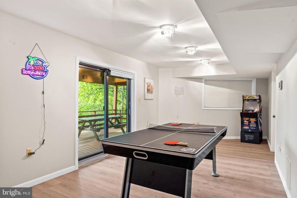 Game Room, Interior, Wood Texture Flooring