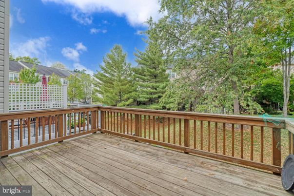 Exterior, Wood Texture Flooring
