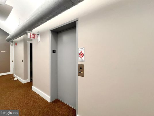 Elevator, Interior