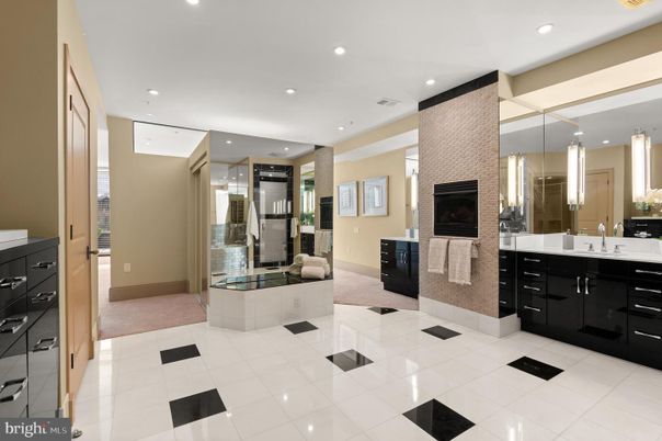 Bathroom, Fireplace, Interior, Recessed Lighting