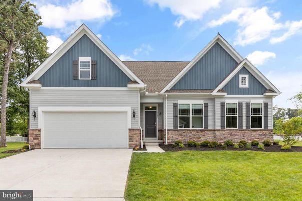 Attached, Exterior, Facade, Farmhouse