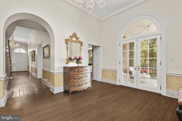 Chandelier, Interior, Wood Texture Flooring