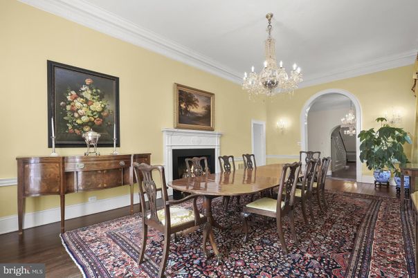 Chandelier, Dining room, Fireplace, Interior, Wood Texture Flooring