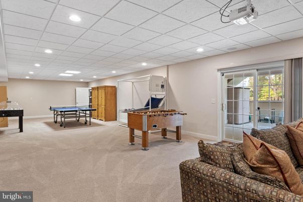 Game Room, Interior, Recessed Lighting