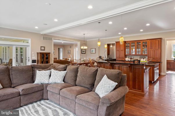 Dining room, Interior, Kitchen, Living room, Pendant Lights, Recessed Lighting, Wood Texture Flooring