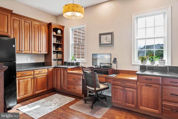 Home Office, Interior, Pendant Lights, Wood Texture Flooring