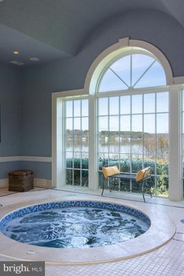 Interior, Pool, Recessed Lighting, Water