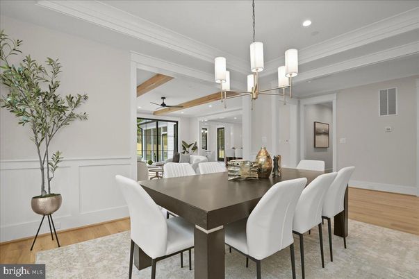 Chandelier, Dining room, Interior, Living room, Pendant Lights, Recessed Lighting, Wood Texture Flooring