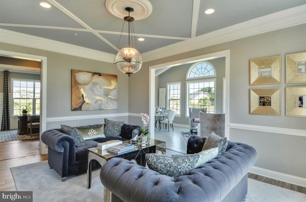 Dining room, Interior, Living room, Pendant Lights, Recessed Lighting, Wood Texture Flooring