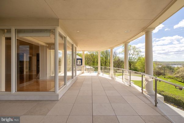 Exterior, Interior, Sun Room