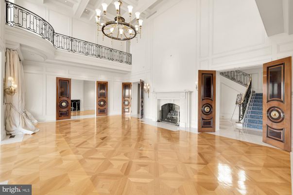 Chandelier, Fireplace, Interior, Wood Texture Flooring