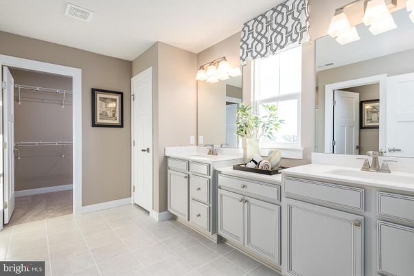 Bathroom, Dual Sink Vanities, Interior, Walk-in Closets