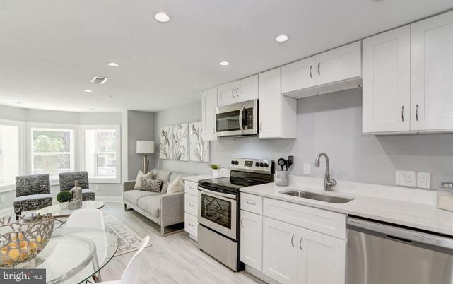 Interior, Kitchen, Living room, Recessed Lighting, Stainless Steel Appliances, Wood Texture Flooring
