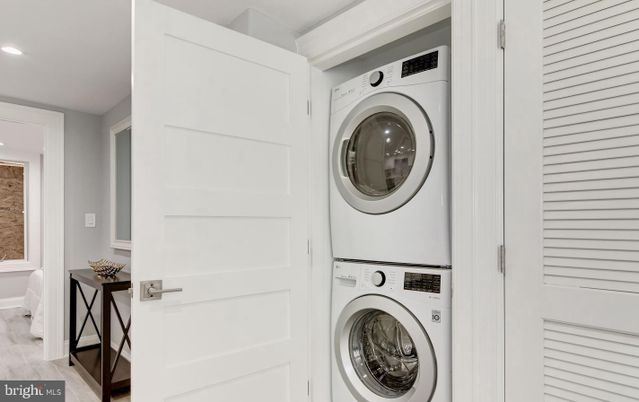 Interior, Recessed Lighting, Utility Closets, Washer, Wood Texture Flooring
