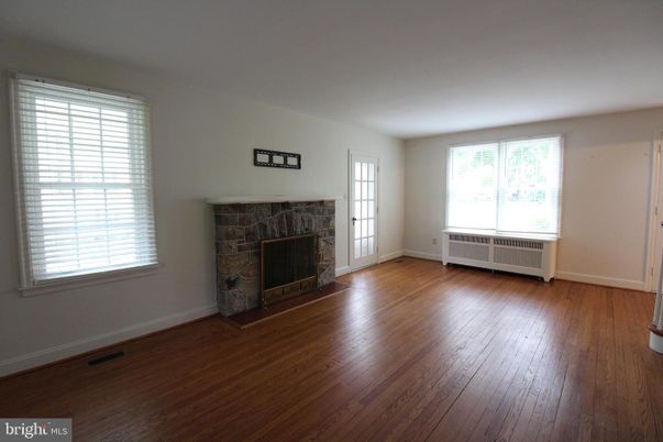 Empty room, Fireplace, Interior, Wood Texture Flooring