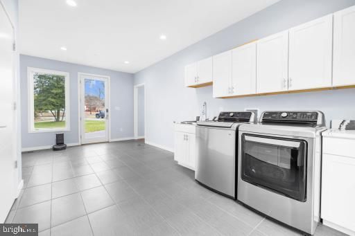 Interior, Recessed Lighting, Washer