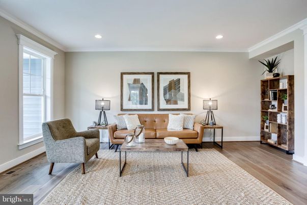 Interior, Living room, Recessed Lighting, Wood Texture Flooring