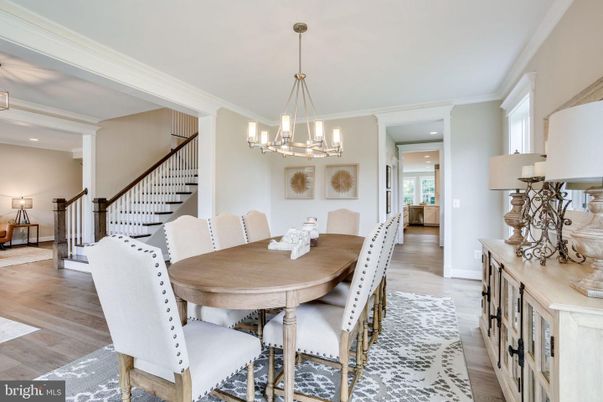 Chandelier, Dining room, Interior, Recessed Lighting, Wood Texture Flooring