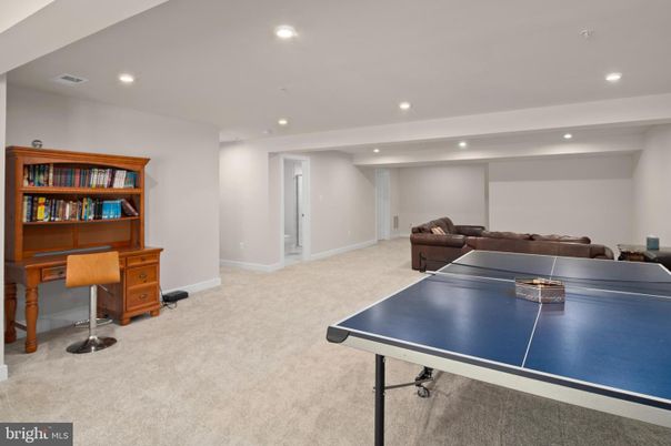 Game Room, Interior, Living room, Recessed Lighting