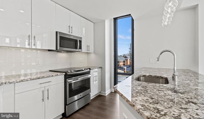 Interior, Kitchen, Pendant Lights, Stainless Steel Appliances, Wood Texture Flooring