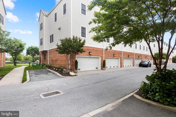 Attached, Exterior, Facade, Brick Facade, Rowhouse