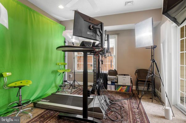 Fitness Equipment, Interior, Recessed Lighting