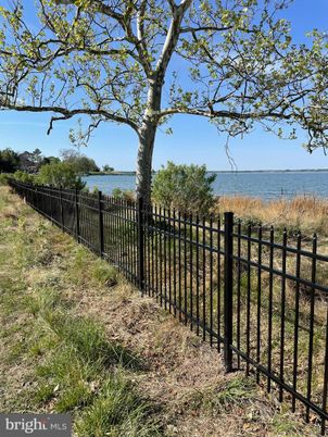 Exterior, Water
