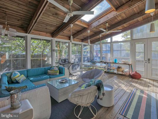Interior, Living room, Sun Room, Wooden Beams, Wooden Ceilings, Wood Texture Flooring