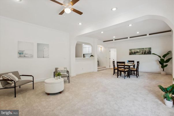 Dining room, Interior, Recessed Lighting