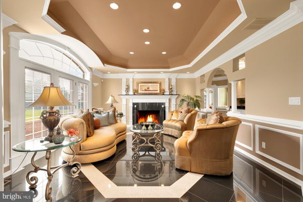 Fireplace, Interior, Living room, Recessed Lighting
