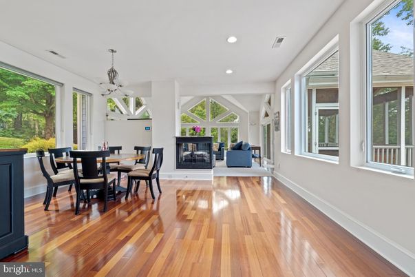 Dining room, Fireplace, Interior, Recessed Lighting, Wood Texture Flooring