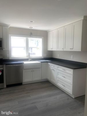 Interior, Kitchen, Pendant Lights, Stainless Steel Appliances, Wood Texture Flooring