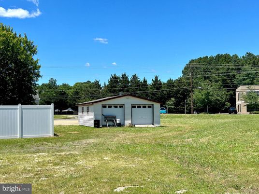 Backyard, Detached Garage, Exterior