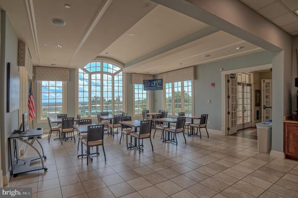 Dining room, Interior, Recessed Lighting
