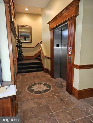 Elevator, Interior, Recessed Lighting