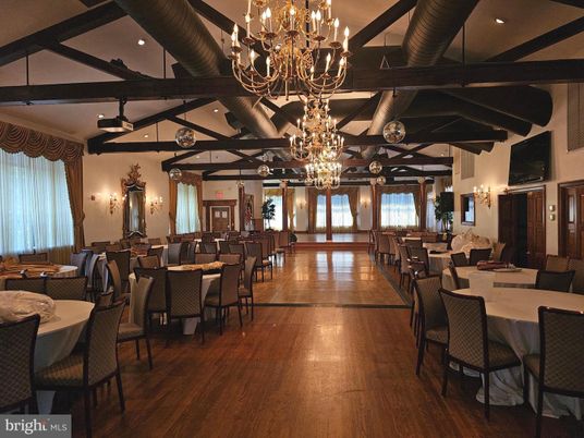 Chandelier, Dining room, Interior, Wooden Beams, Wood Texture Flooring