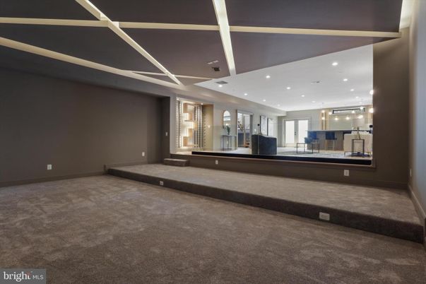 Empty room, Interior, Recessed Lighting