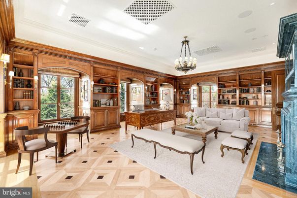 Chandelier, Interior, Living room, Pendant Lights, Recessed Lighting, Wood Texture Flooring, Wooden Walls