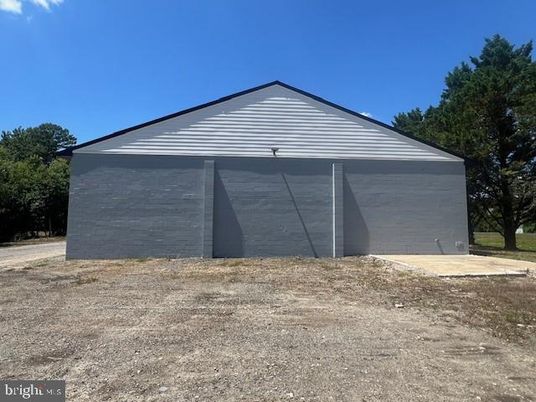 Detached Garage, Exterior