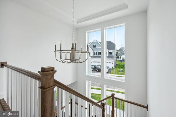 Chandelier, Interior
