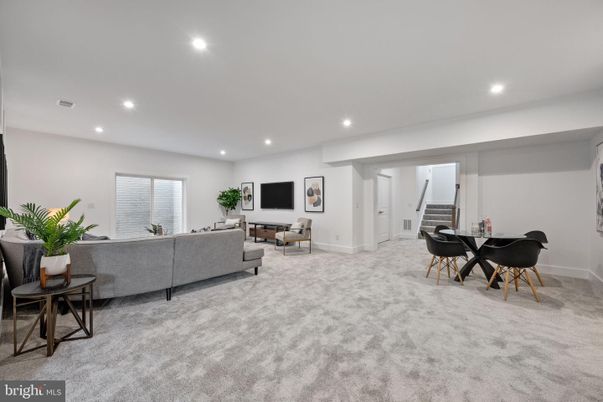 Dining room, Interior, Living room, Recessed Lighting