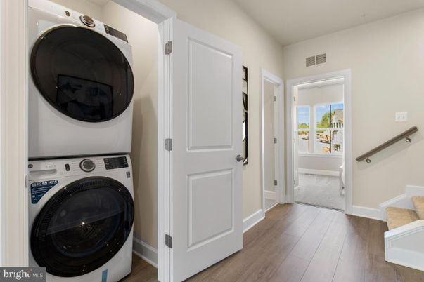 Interior, Utility Closets, Washer, Wood Texture Flooring